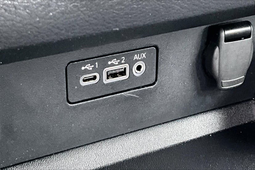 2025 Nissan Altima - Image 36