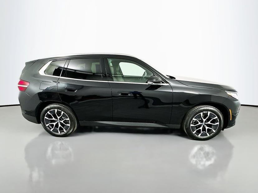2026 BMW X3 - Image 4