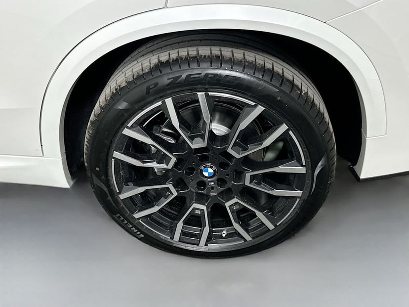 2026 BMW X5 - Image 23