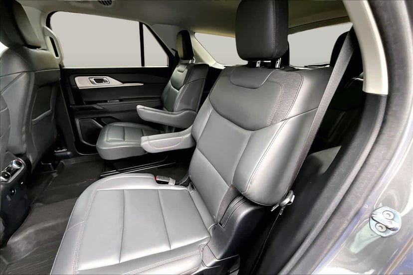 2025 Ford Explorer - Image 20