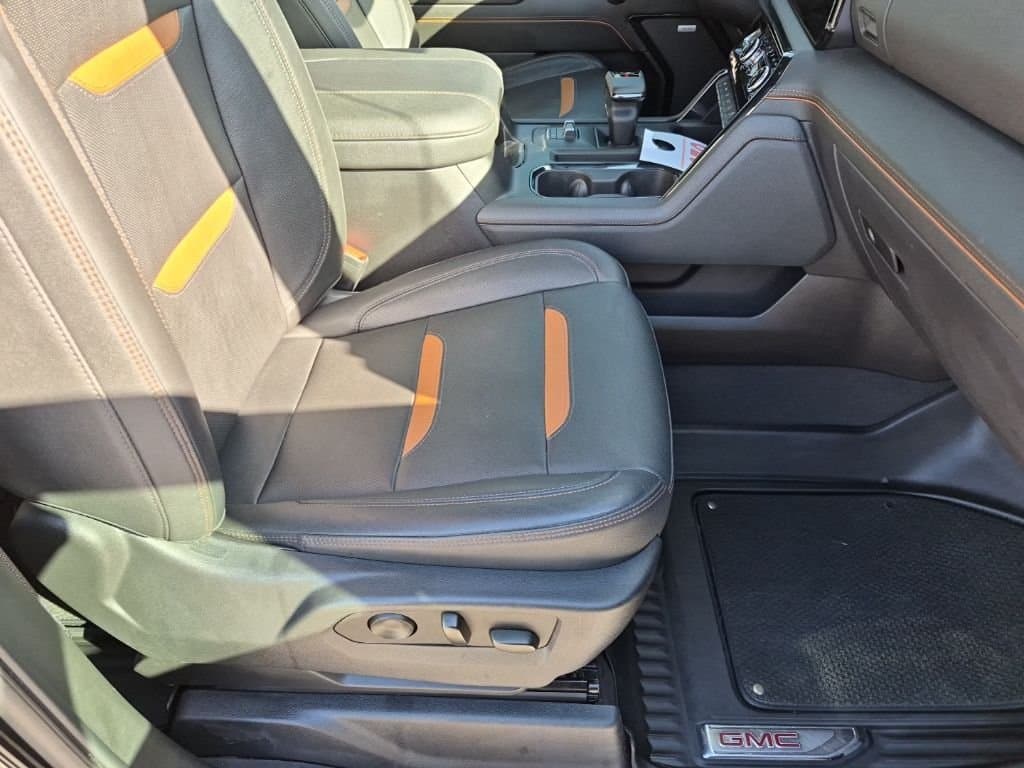 2023 GMC Sierra 1500 - Image 16