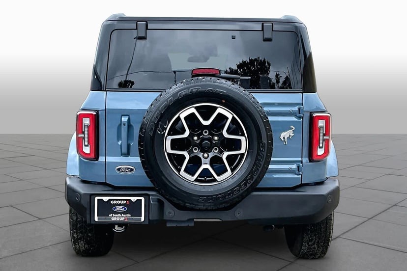 2025 Ford Bronco - Image 4
