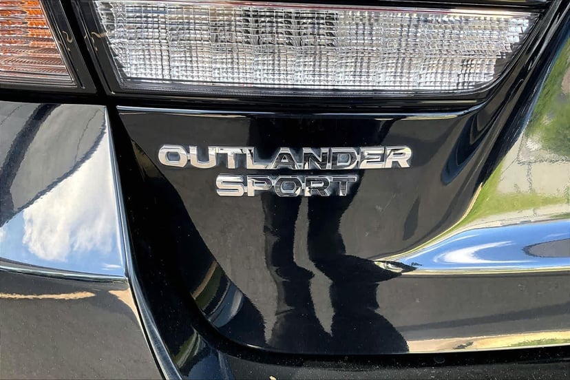 2021 Mitsubishi Outlander Sport - Image 10