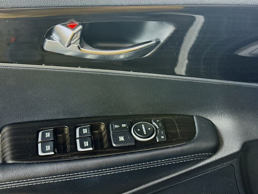 2019 KIA Sorento - Image 20