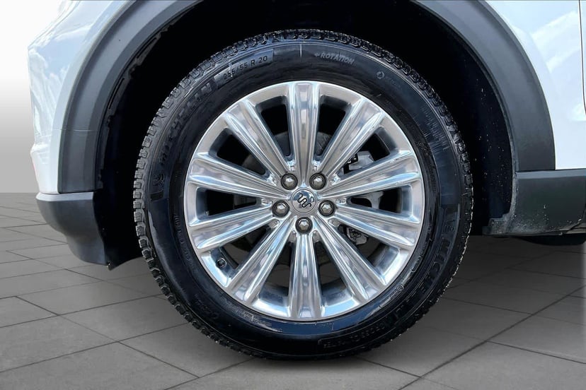 2021 Ford Explorer - Image 11