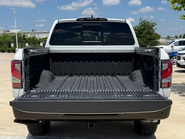 2023 Nissan Titan - Image 26