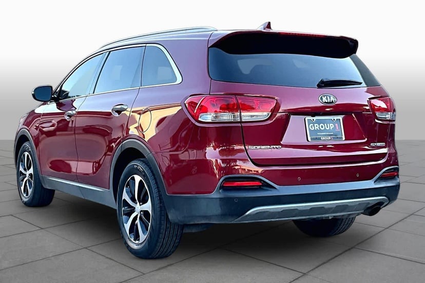 2017 Kia Sorento - Image 12