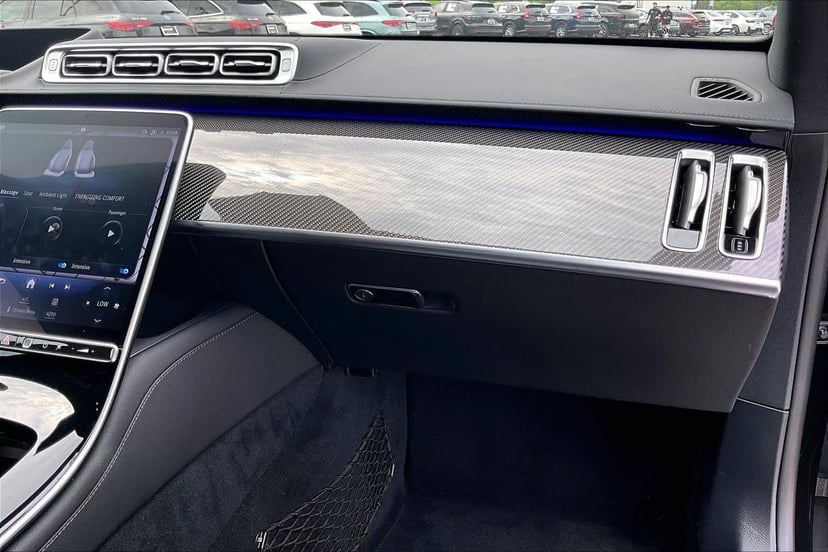 2025 Mercedes-Benz AMG® S 63 E - Image 16