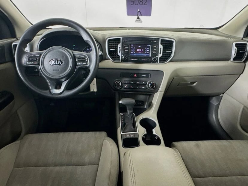 2017 Kia Sportage - Image 24