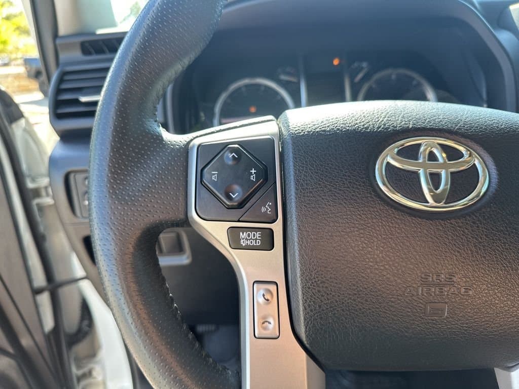 2020 Toyota 4Runner - Image 32