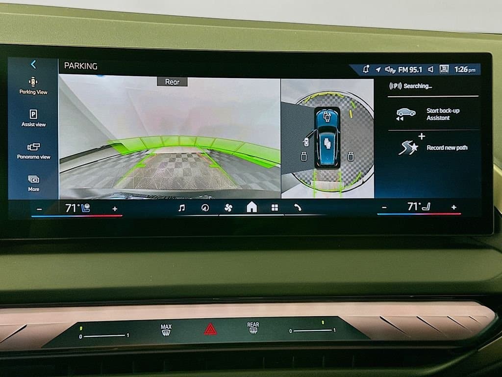 2025 BMW X3 - Image 13