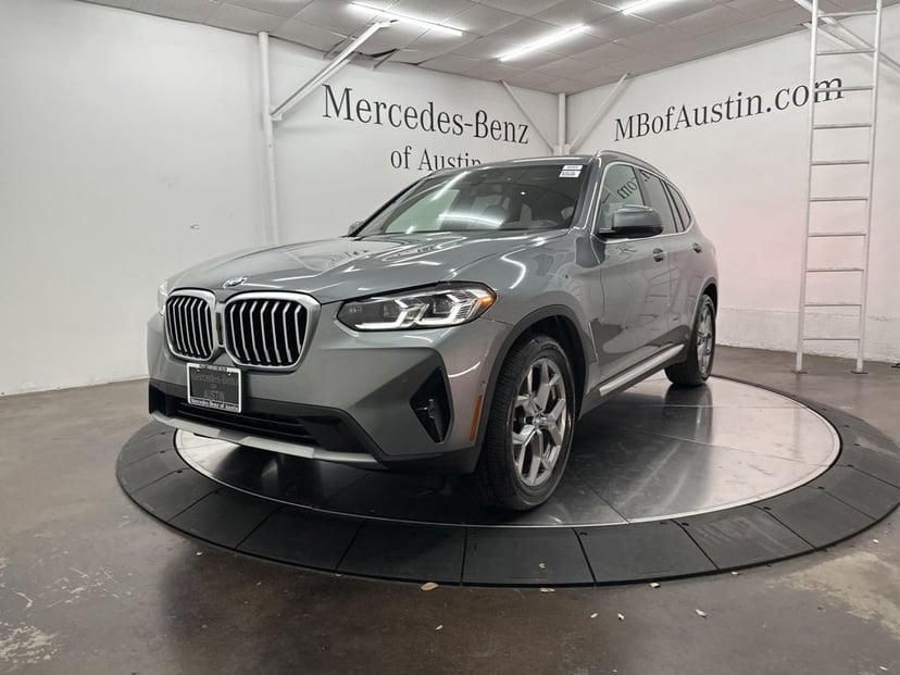 2023 BMW X3 - Image 3