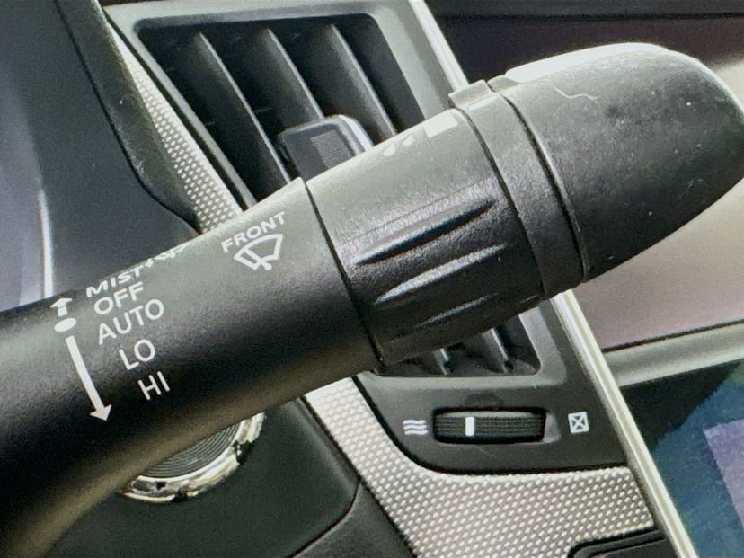 2017 INFINITI Q50 - Image 15