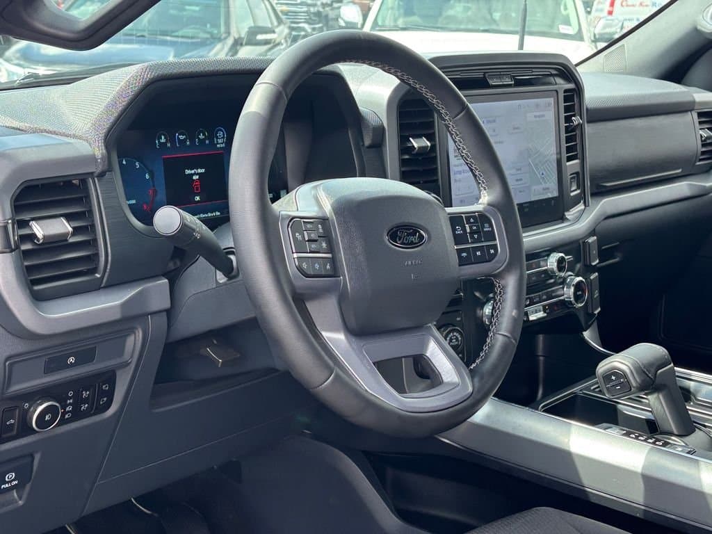 2025 Ford F-150 - Image 8