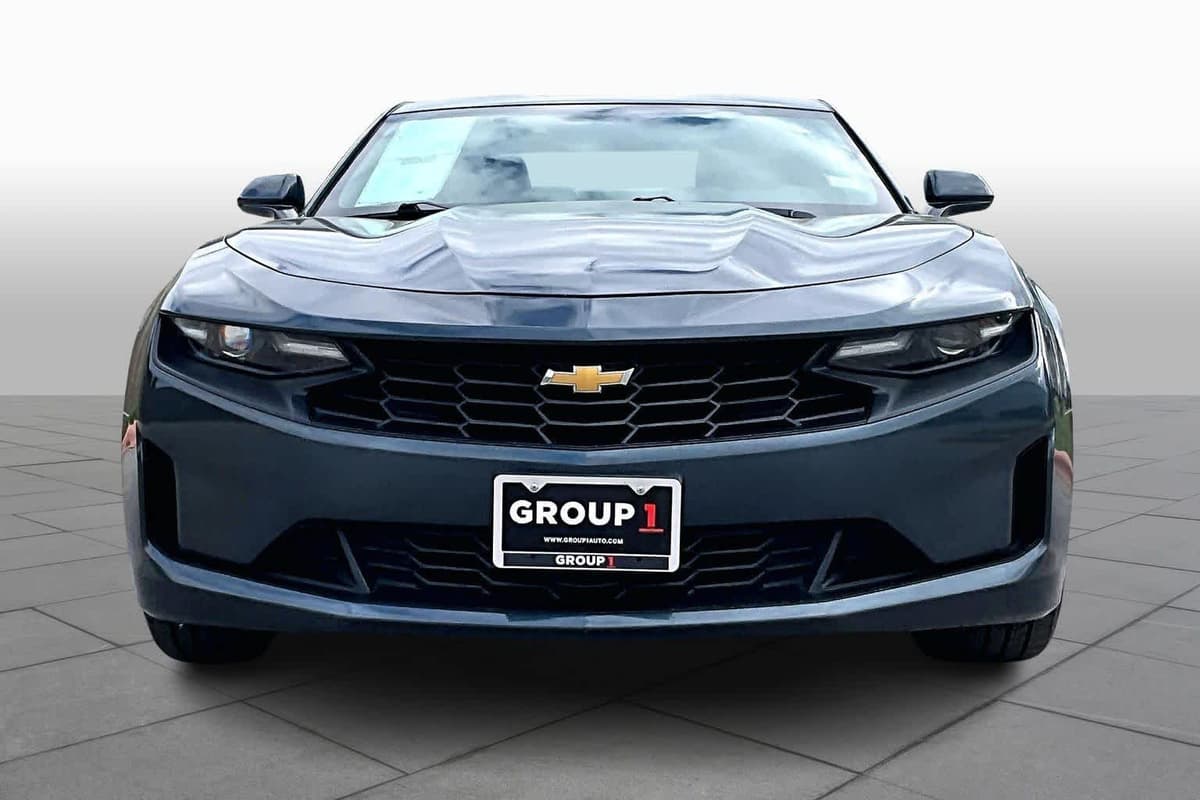 2021 Chevrolet Camaro - Image 4