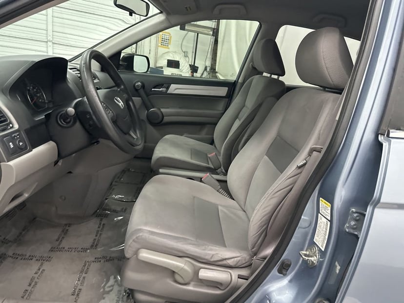 2011 Honda CR-V - Image 13