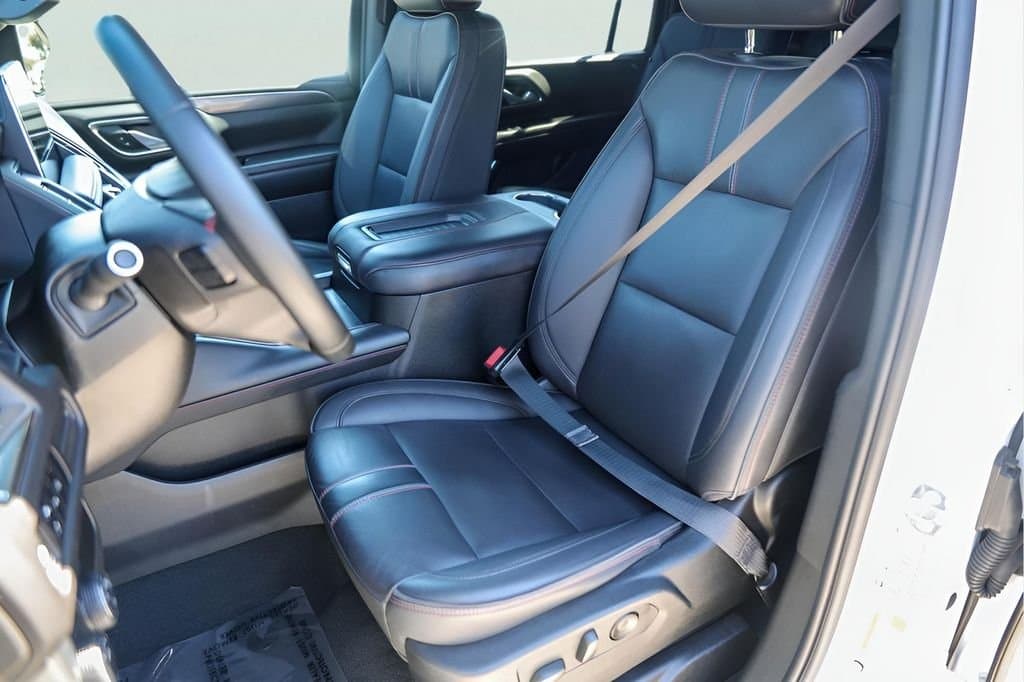 2024 Chevrolet Suburban - Image 10