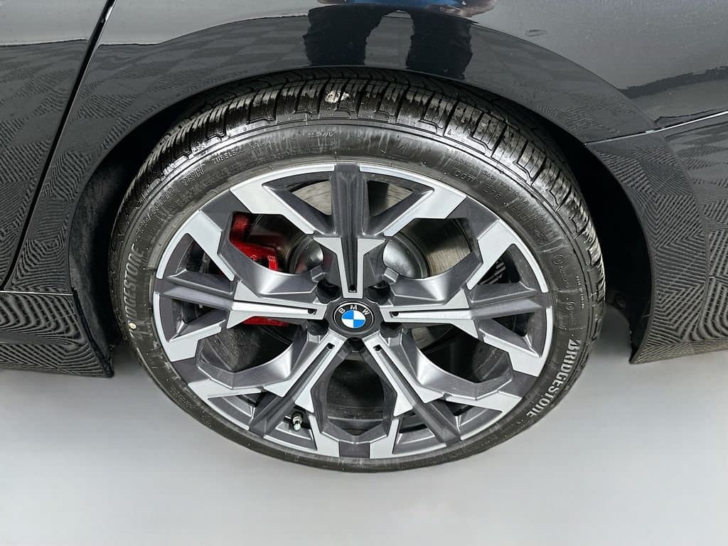 2026 BMW 3 Series - Image 23