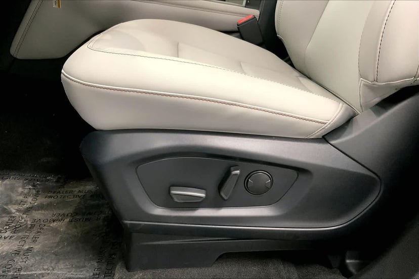 2026 Ford Explorer - Image 19