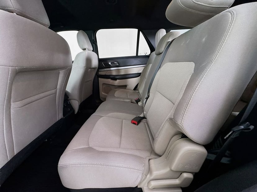 2018 Ford Explorer - Image 28