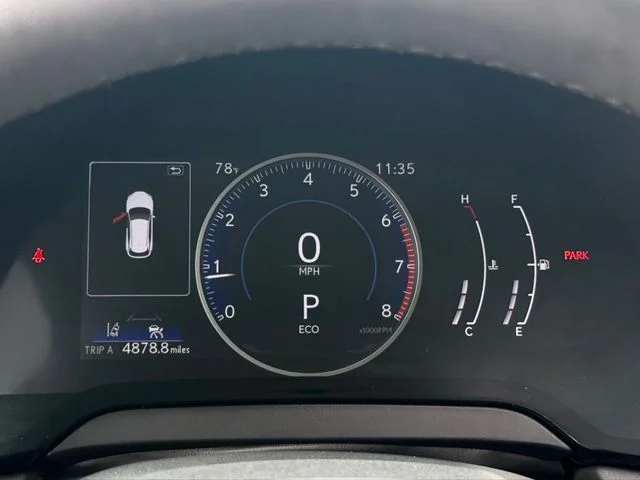 2024 Lexus RX - Image 18