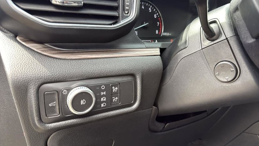 2020 Ford Explorer - Image 18