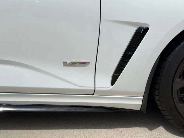 2023 Cadillac CT4 - Image 33