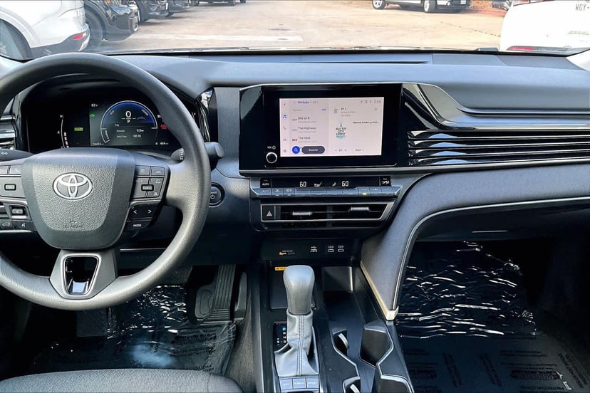 2026 Toyota Camry - Image 7