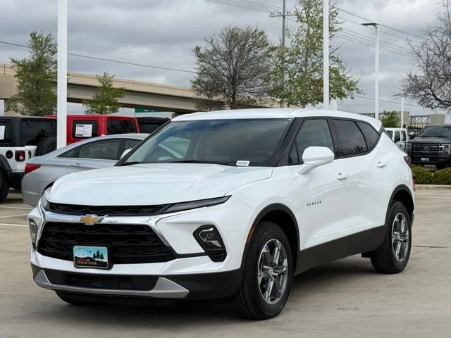 2025 Chevrolet Blazer - Image 1