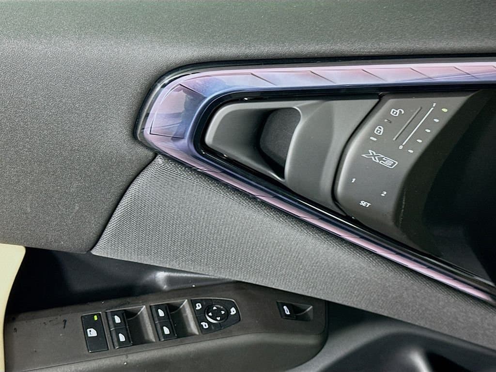 2025 BMW X3 - Image 20