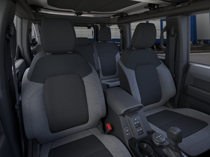2026 Ford Bronco - Image 16