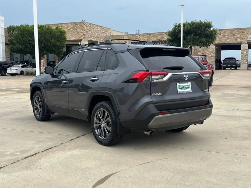 2024 Toyota RAV4 Hybrid - Image 3