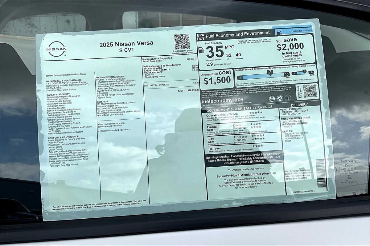 2025 Nissan Versa - Image 19