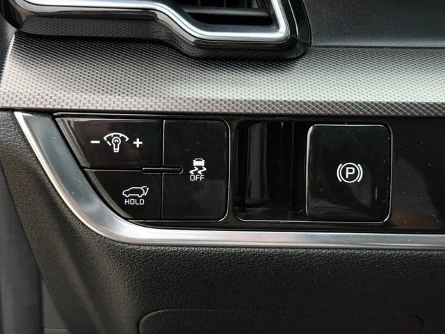 2023 Kia Sportage - Image 25