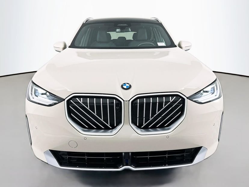 2026 BMW X3 - Image 3