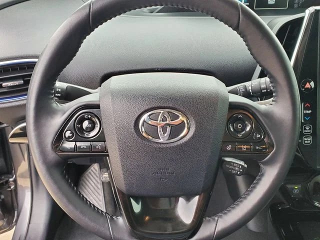 2019 Toyota Prius - Image 13