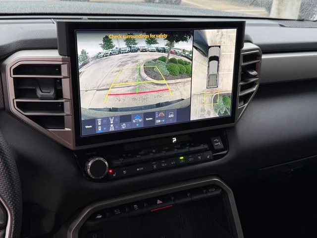 2025 Toyota Tundra - Image 21
