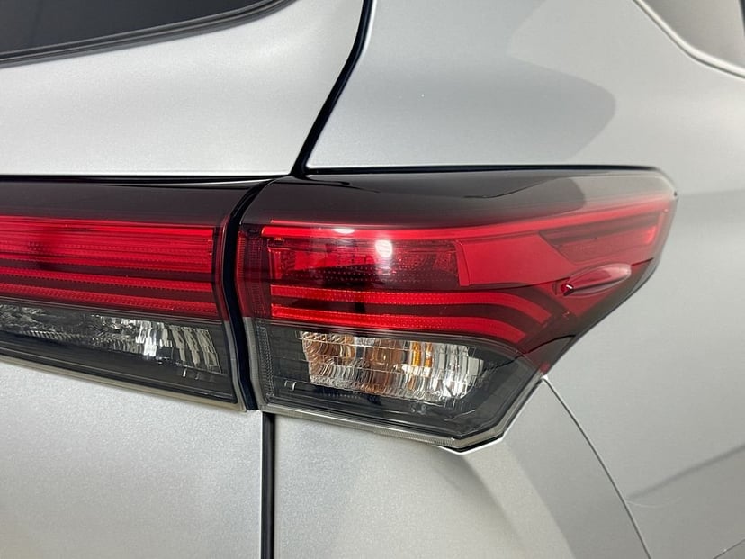 2020 Toyota Highlander - Image 34
