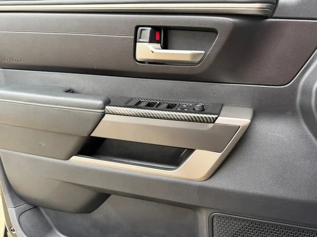 2022 Toyota Tundra - Image 22