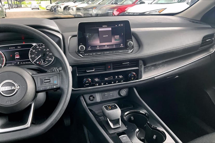 2024 Nissan Rogue - Image 7