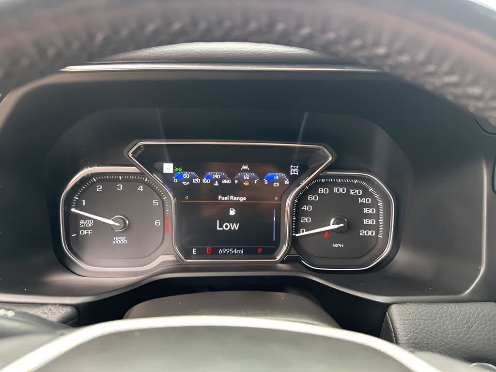 2021 GMC Yukon - Image 33