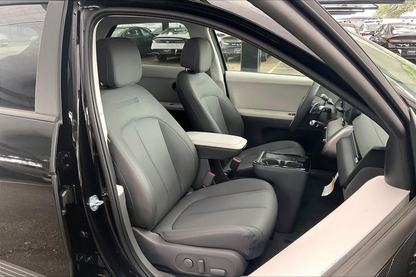 2026 Hyundai IONIQ 5 - Image 8