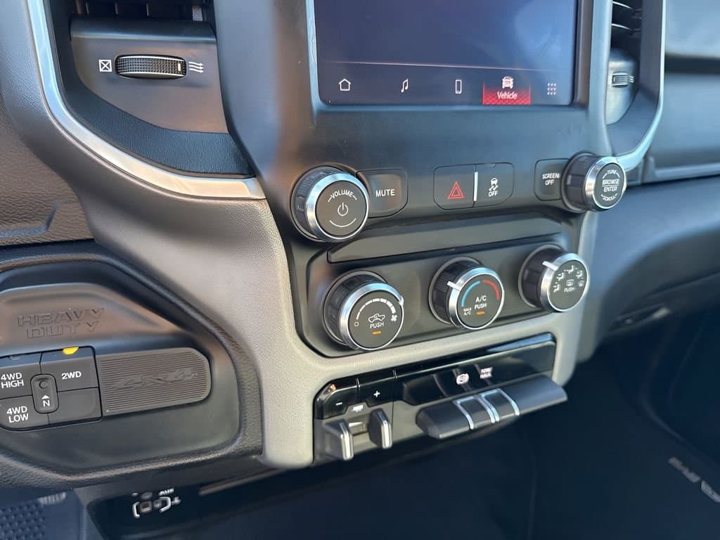 2024 Ram 3500 - Image 33