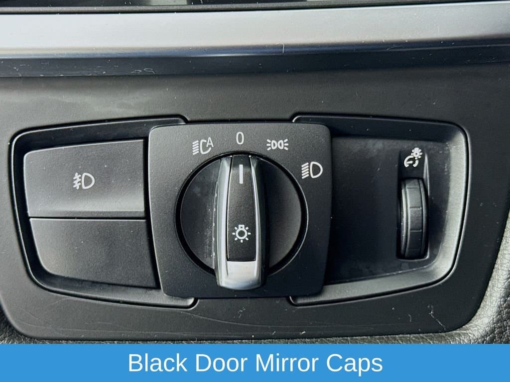 2015 BMW 3 - Image 13