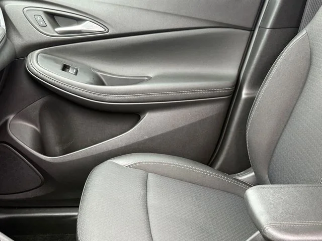 2025 Buick Encore GX - Image 9