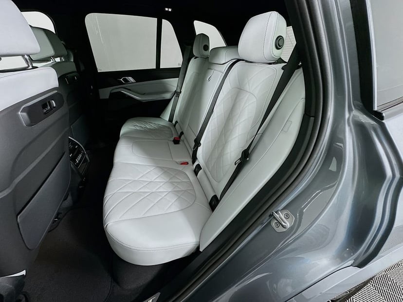 2026 BMW X5 - Image 17