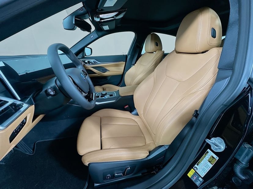 2026 BMW i4 - Image 16