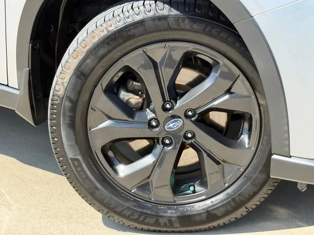 2020 Subaru Outback - Image 2
