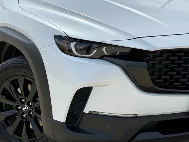 2025 Mazda CX-50 - Image 3