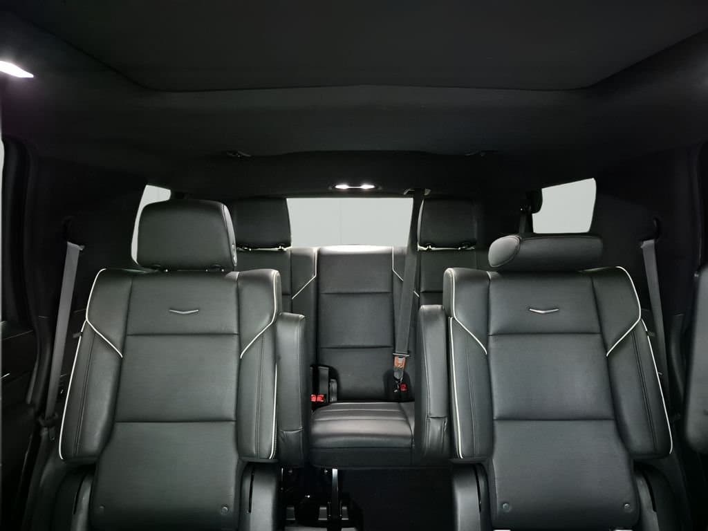 2021 Cadillac Escalade - Image 46